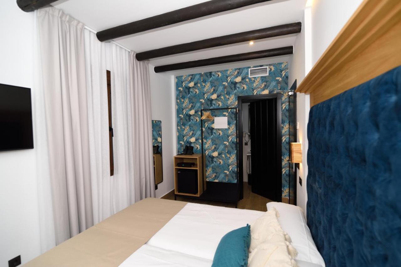Hostal Rural Santa Habitaciones Aldea D埃尔罗西奥 外观 照片