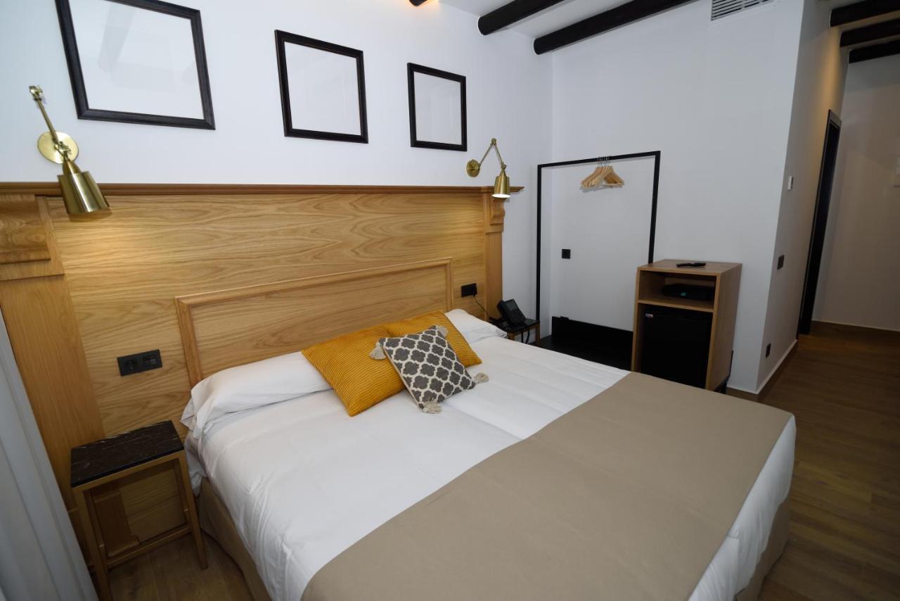 Hostal Rural Santa Habitaciones Aldea D埃尔罗西奥 外观 照片