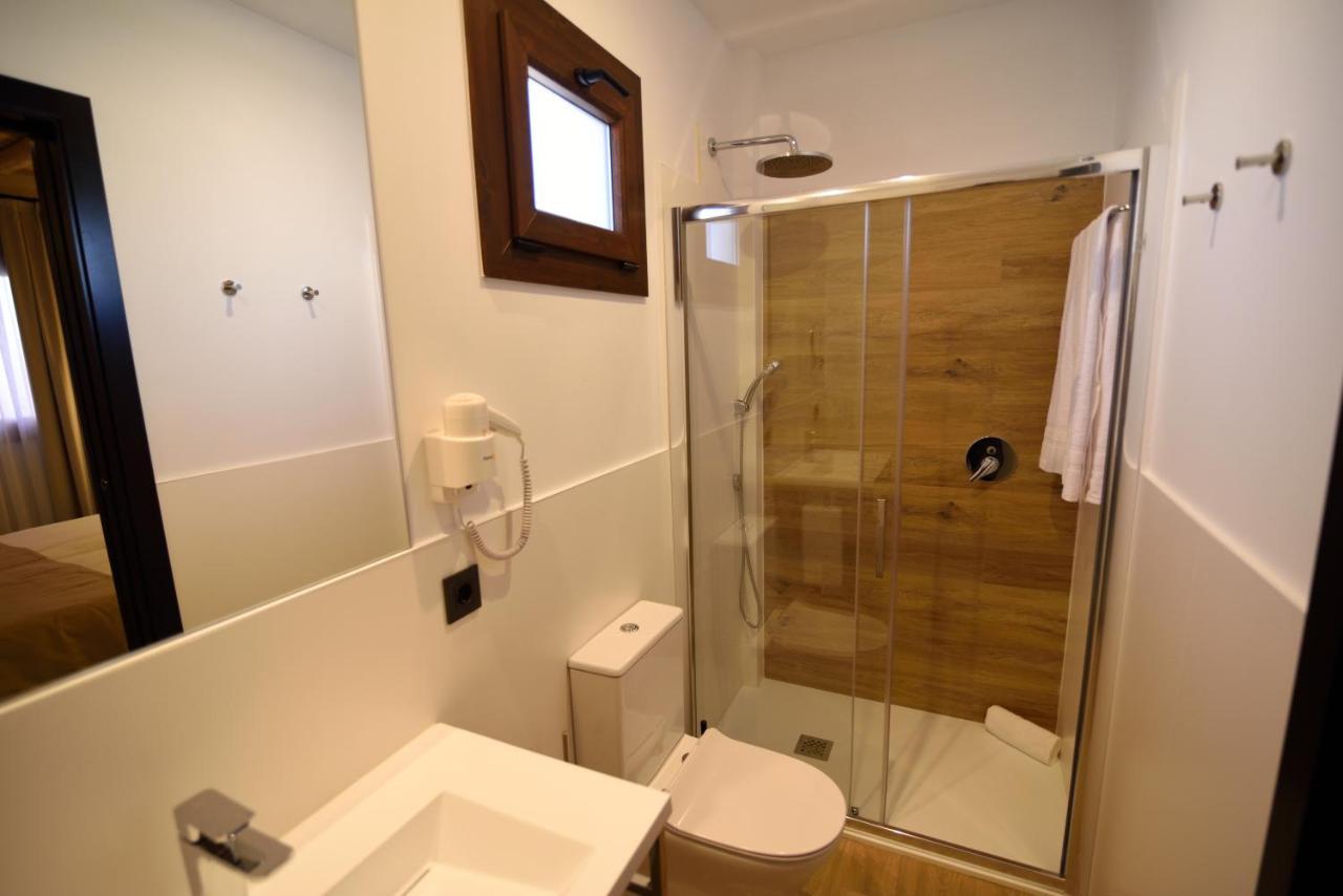 Hostal Rural Santa Habitaciones Aldea D埃尔罗西奥 外观 照片