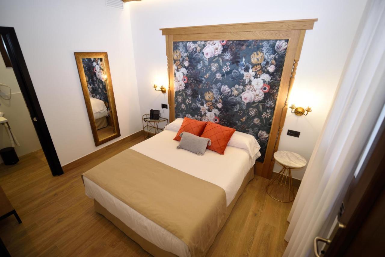 Hostal Rural Santa Habitaciones Aldea D埃尔罗西奥 外观 照片